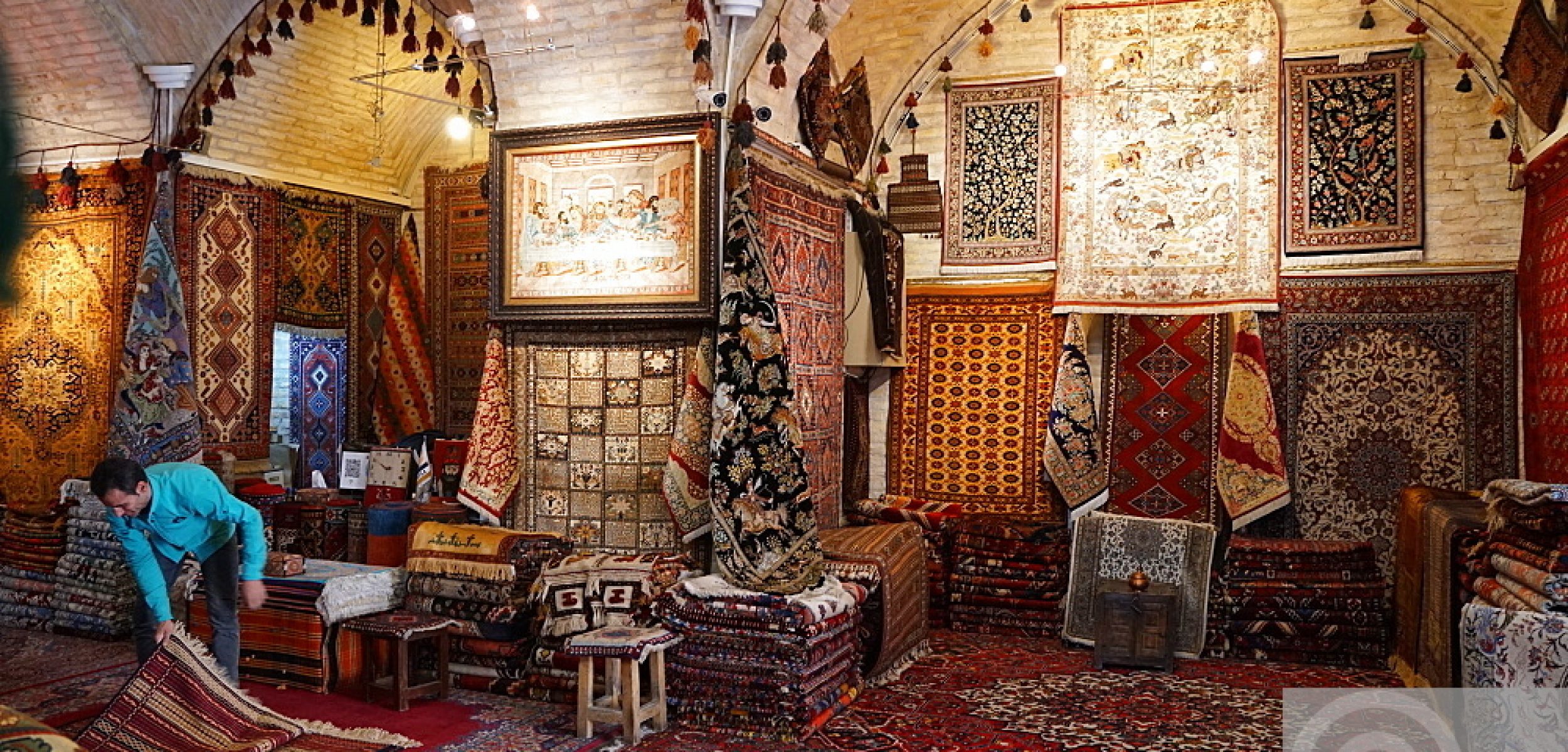 Carpet shop, Grand Bazaar, Isfahan, Iran, Middle East