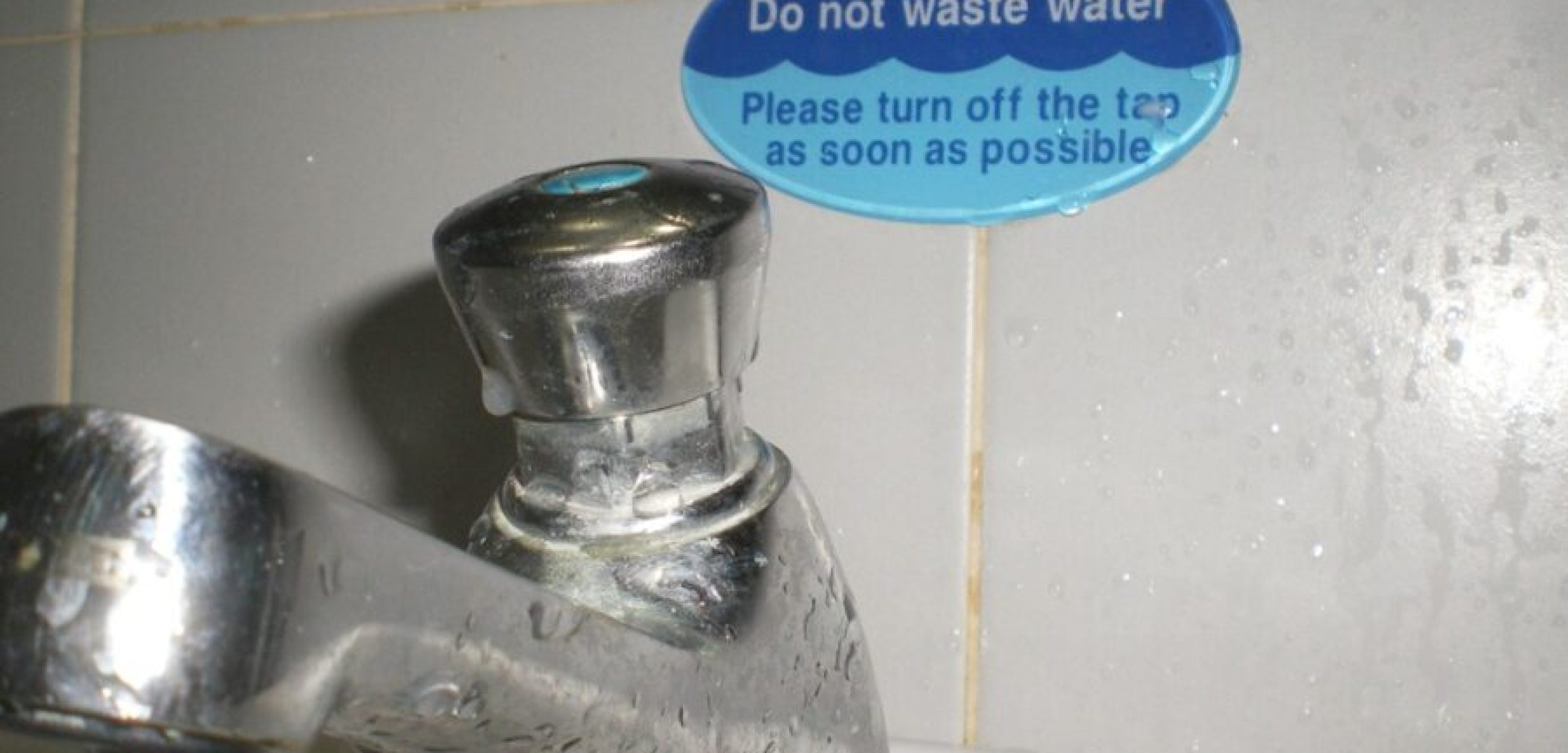 Water tap